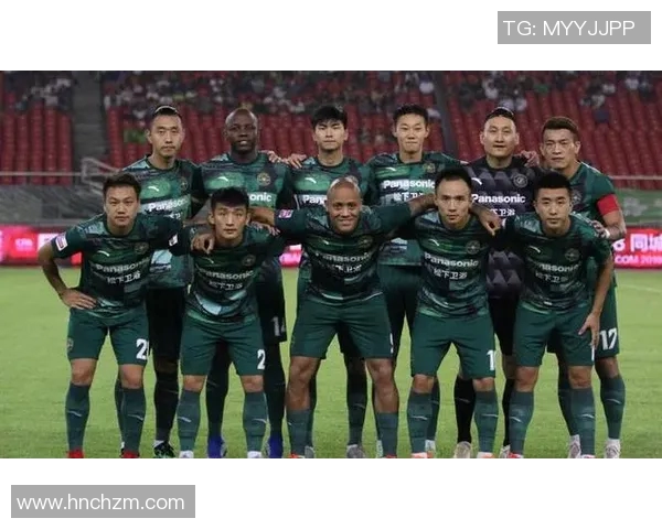 呼和浩特迎战浙江绿城争夺中甲联赛关键三分的激烈对决 呼和浩特迎战浙江绿城争夺中甲联赛关键三分的激烈对决