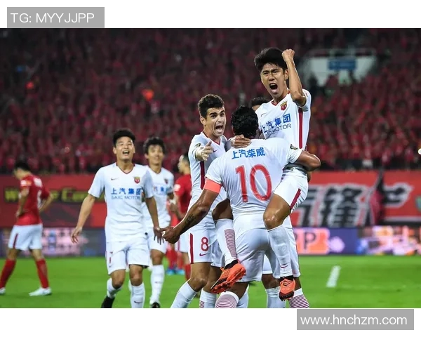 恒大与上港精彩对决录播回顾分析及赛后精彩瞬间分享
