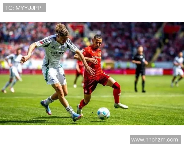 沙尔克04主场迎战拜仁慕尼黑争夺德甲积分榜关键战役