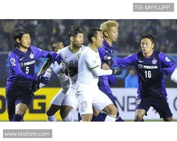 流浪者队与华沙队的激烈对抗揭示足球战术与团队精神的较量