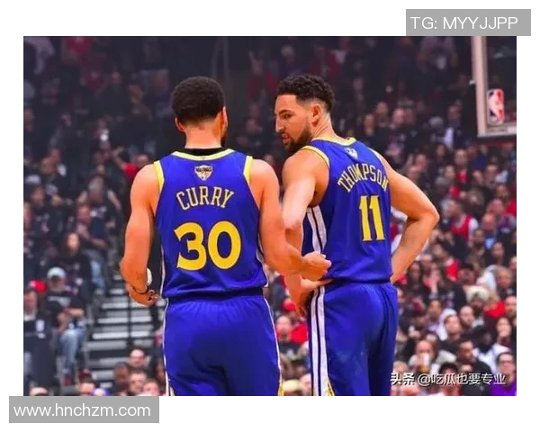 雷丁与加的夫城激战正酣比分悬念不断引发球迷热议